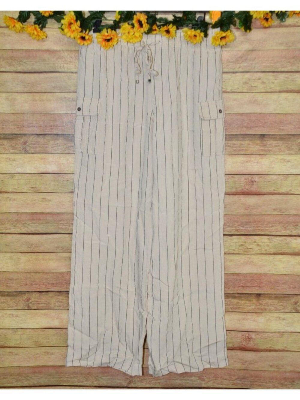 Calvin Klein Ladies M Tan Striped Pull On Wide Leg Cargo Pants Pockets Casual